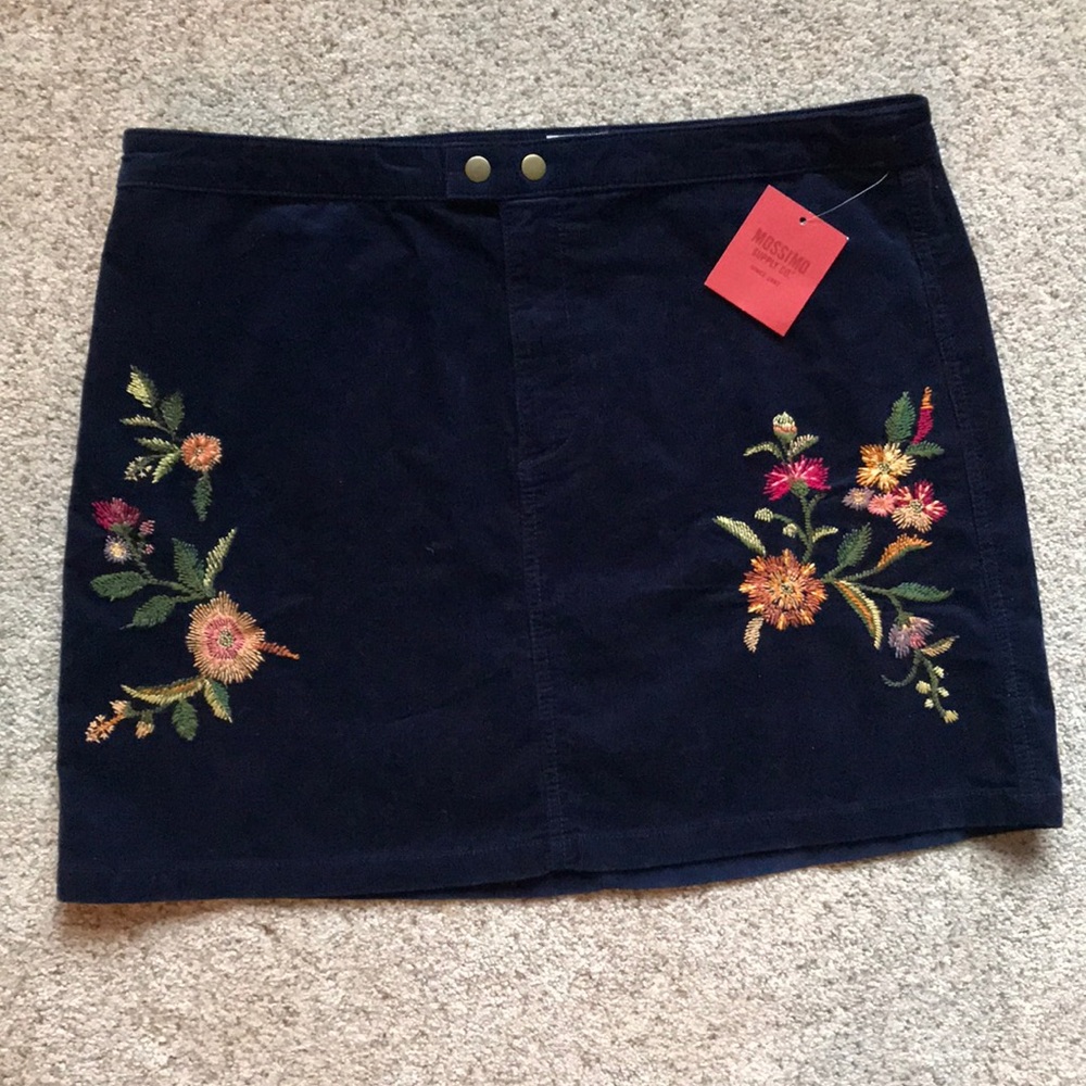 NWOT Navy Corduroy Embroidered Skirt